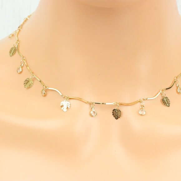 "Minimalist & Elegant Necklace Chain – Perfect for Women & Girls | UNVRC1009 - Picture 4 of 10